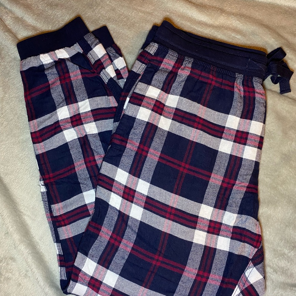 American Eagle Outfitters Red and Blue Plaid Flannel Joggers NWT